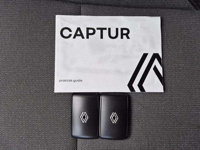 Renault CAPTUR 1.3 mild hybrid 160 techno Automaat / Pack winter / Apple Carplay Android Auto / Adaptief CC / Stuur- en Stoelverwarming / Achteruitrijcamera / Keyless Entry/Start / Trekgewicht 1200 kg / Draadloze telefoon lader /