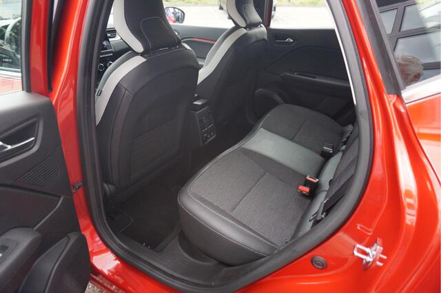Renault CAPTUR 1.3 TCe 140 Intens (afn.trekhaak)