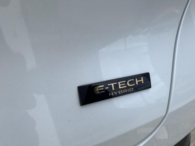 Renault CAPTUR 1.6 E-Tech full hybrid 145 techno / SCHUIFKANTELDAK ELECTRISCH / HARMAN KADON / PACK WINTER / LEDER STUURWIEL