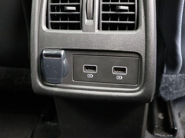 Renault CAPTUR 1.6 E-Tech full hybrid 145 techno | Pano dak | Clima | LED | Keyless | Navi | Achteruitrij camera.