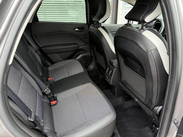 Renault CAPTUR Intens 1.3 TCe 140 EDC automaat | 18" velgen | parkeersensoren voor en achter | camera | tijdelijk gratis Top Afleverpakket twv Eur 695
