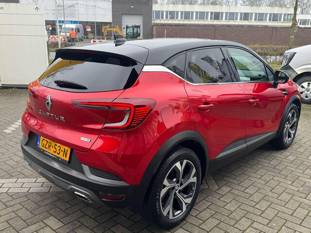 Renault CAPTUR 1.6 E-Tech Plug-in Hybrid 160 RS-Line | Verwarmbare voorstoelen | Achteruitrijcamera |