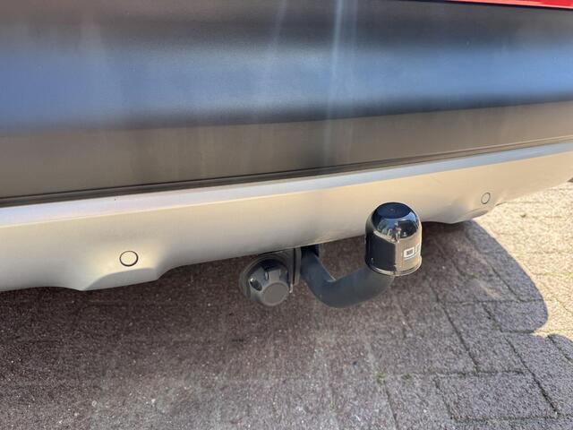 Renault CAPTUR 1.2 TCe 120pk EDC Xmod+Trekhaak!!