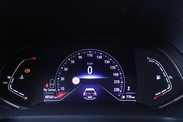 Renault CAPTUR 1.0 TCe 90 Intens | Apple Carplay/Android Auto | Parkeersensoren voor, achter en camera | Cruise control | Navigatie |