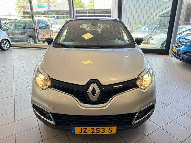 Renault CAPTUR 0.9 TCe Dynamique NW. APK NAVI CAMERA BJ 2016 !!!