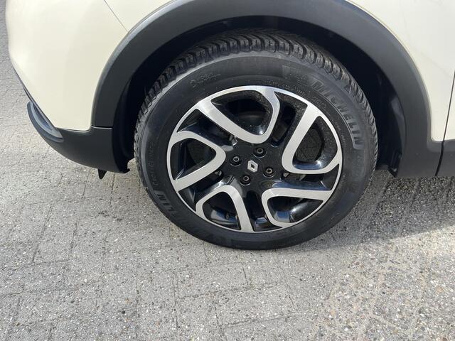 Renault CAPTUR 0.9 TCe Dynamique / CAMERA / PARKEERSENSOREN / ALL SEASON BANDEN CROSS CLIMATE MICHELIN
