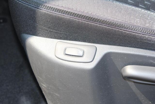 Renault CAPTUR 1.2 EDC Intens AUTOMAAT