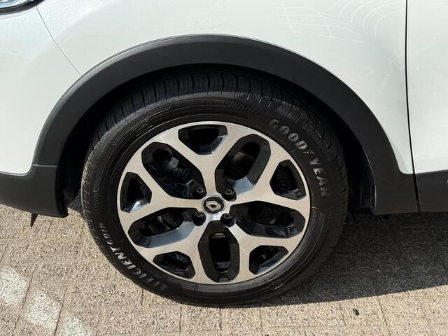 Renault CAPTUR 1.3 TCe 150 Intens | Navigatie | Achteruitrijcamera | Panorama dak | Climate Control | DAB | LED | Key-less | Cruise Control |