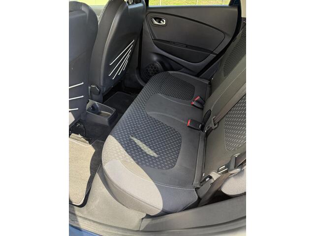 Renault CAPTUR 0.9 TCe 90 Intens / Clima / Navi / 17" lm / Cruise / Donker glas