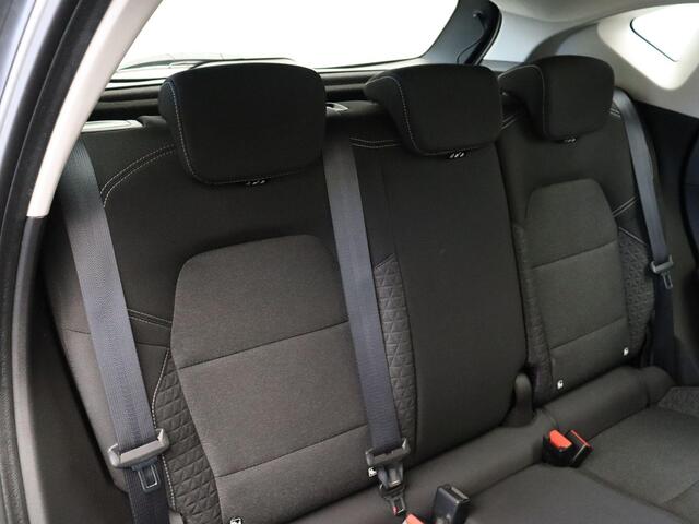 Renault CAPTUR TCe 90pk Evolution | Parkeersensoren Achter | Climate Control | Navigatie | Cruise Control |