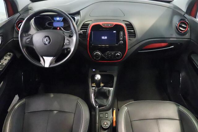 Renault CAPTUR 0.9 TCe Xmod | Camera | Lederen bekleding | Navigatie | Trekhaak | Climate control | Navigatie | Stoelverwarming |