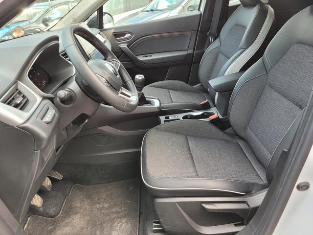 Renault CAPTUR 1.0 TCe 90 techno (Hoge instap) BOSE | Navigatie | 360° Camera | Dealer Onderhouden