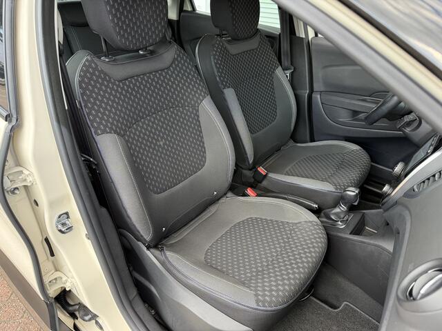 Renault CAPTUR fase2 Intens Tce 120 EDC automaat | trekhaak | parkeersensor v+a | camera | tijdelijk gratis Top Afleverpakket twv Eur 695