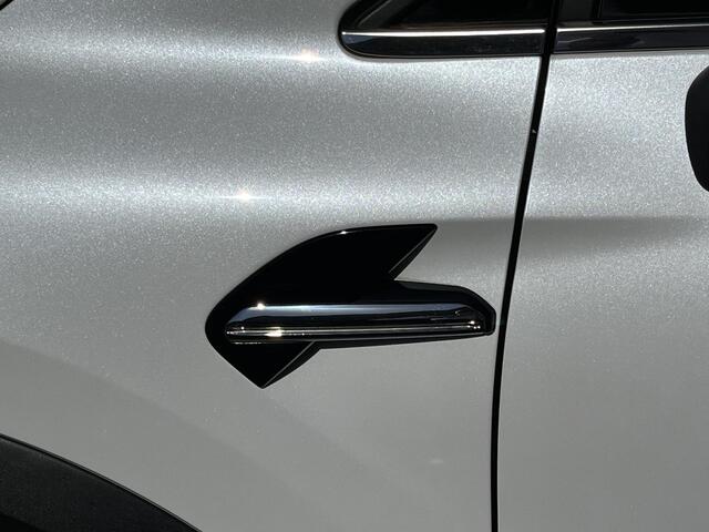 Renault CAPTUR 1.3 TCe 130 Initiale Paris ELEKTRISCHE STOELEN / STOELVERWARMING / LEDEREN STOELEN / LICHT METAAL / BOSE AUDIO / PARKEERSENSOREN + CAMERA / DEALER ONDERHOUDEN!!