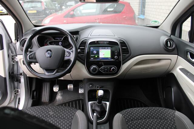 Renault CAPTUR 0.9 TCe Intens Trekh. Clima Navi Panoramadak