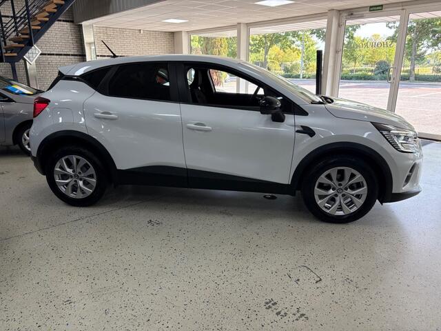 Renault CAPTUR 1.0 TCE ZEN / Airco / Cruise / Navi / Led Verlichting / Dab / Trekhaak