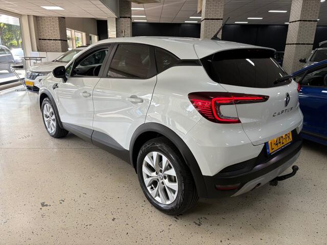 Renault CAPTUR 1.0 TCE ZEN / Airco / Cruise / Navi / Led Verlichting / Dab / Trekhaak