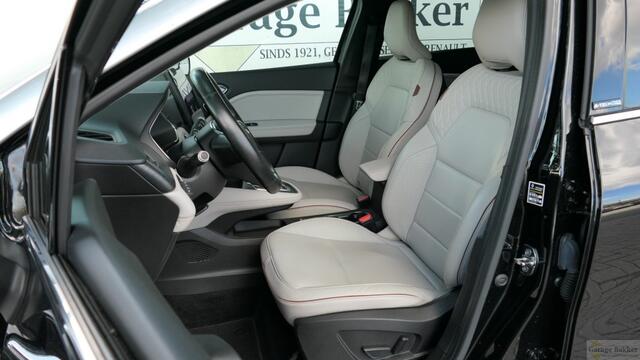 Renault CAPTUR 1.6 160 PHEV Plugin Hybrid Initiale Paris