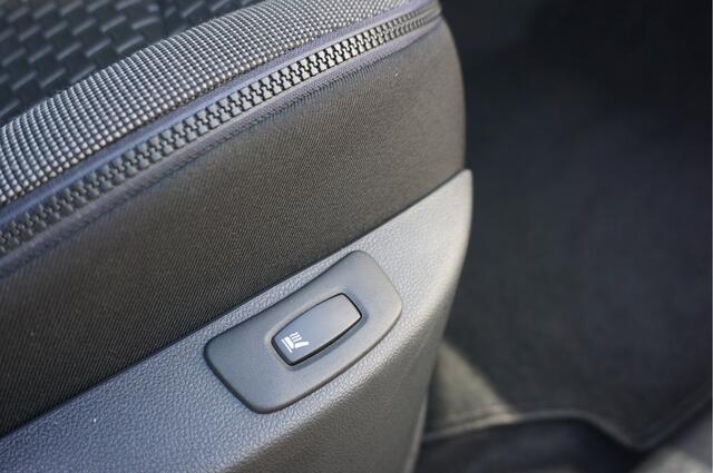 Renault CAPTUR 1.3 TCE 150 EDC Intens