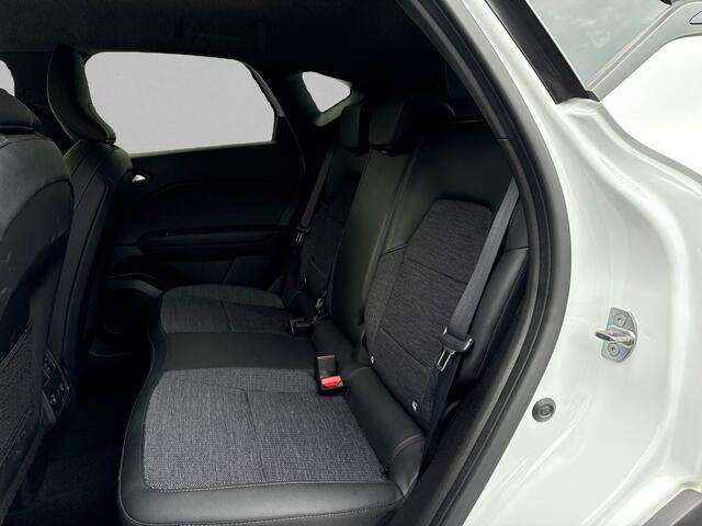 Renault CAPTUR 1.6 E-Tech plug-in hybrid 160 Rive Gauche CRUISE / TREKHAAK / ALL SEASON / NAVI / CLIMATE