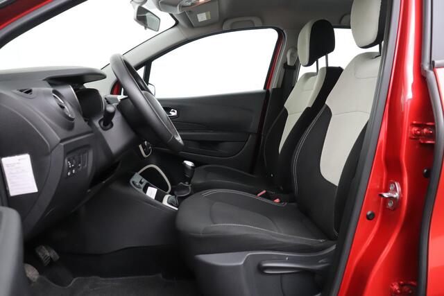 Renault CAPTUR 0.9 90 PK TCe Intens Navi Cruise Keyless Park.Sens 17' LMV