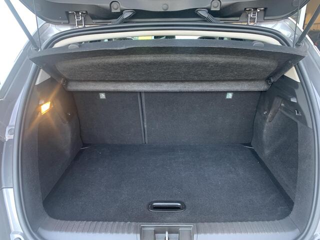 Renault CAPTUR 1.0 TCe 100 Intens