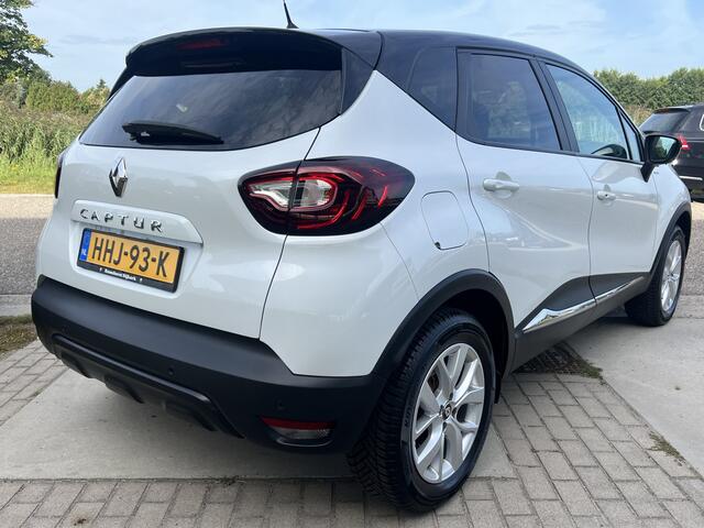 Renault CAPTUR 0.9 TCe / 16'' LMV / Climate / Keyless / Navi / PDC. Achter / Eelek Ramen V+A /