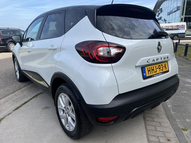 Renault CAPTUR 0.9 TCe / 16'' LMV / Climate / Keyless / Navi / PDC. Achter / Eelek Ramen V+A /