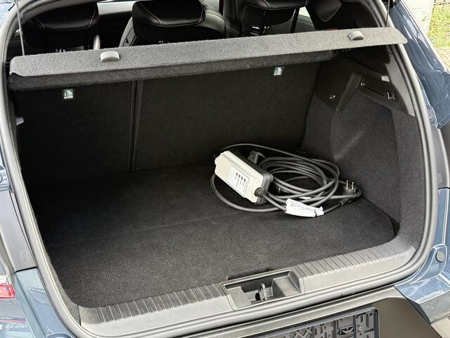 Renault CAPTUR 1.6 E-Tech plug-in hybrid 160 R.S. Line (Hoge instap) 360 Camera | Winter Pack | Navigatie | Dealer Onderhouden