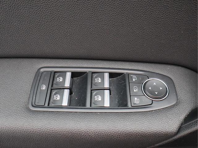 Renault CAPTUR 1.3 TCe 140 Intens/ automaat/ trekhaak/ zeer mooi!