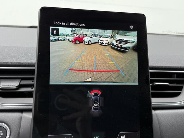 Renault CAPTUR 1.0 TCe 90 techno (Hoge Instap) Camera | Navigatie