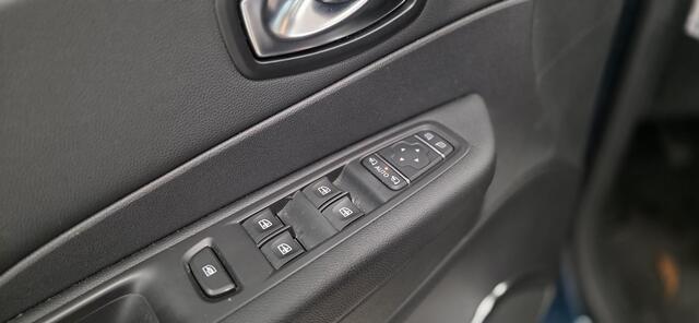 Renault CAPTUR 0.9 TCe Intens | Climate | Navigatie | Hoge instap | Unieke kleur! |