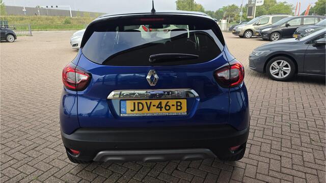 Renault CAPTUR 1.3 TCe Version S *6 Bak*Navigatie R-Link*Achteruitrij Camera*Parkeersensoren*LED*Keyless entry* BOVAG GARANTIE