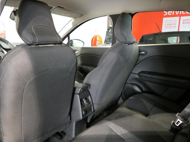 Renault CAPTUR 1.0 TCe 90 evolution *Dealer onderhouden!* - Clima, sensor V+A, camera, getinte ramen