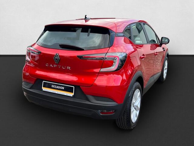 Renault CAPTUR 1.3 mild hybrid 160 evolution EDC AUTOMAAT / CAMERA / STOELVERWARMING