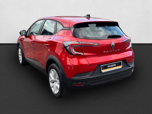 Renault CAPTUR 1.3 mild hybrid 160 evolution EDC AUTOMAAT / CAMERA / STOELVERWARMING