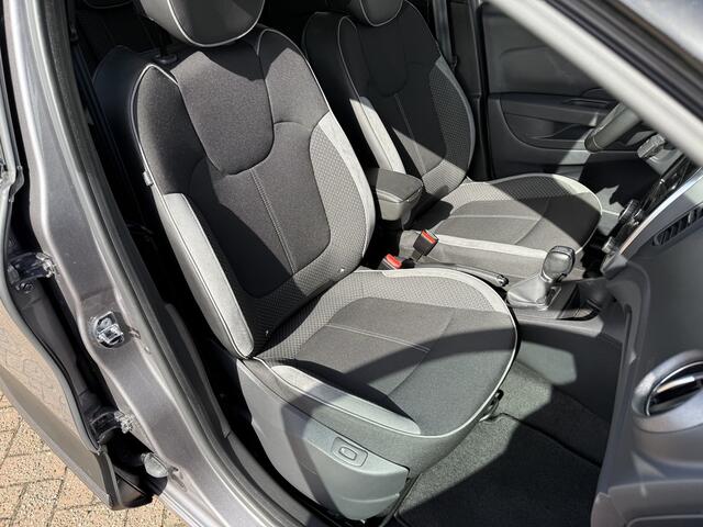 Renault CAPTUR 1.3 TCe 150 Bose EDC automaat | stoelverwarming | parkeersensoren voor, opzij en achter | camera | dodehoekwaarschuwing | tijdelijk gratis Top Afleverpakket twv Eur 695