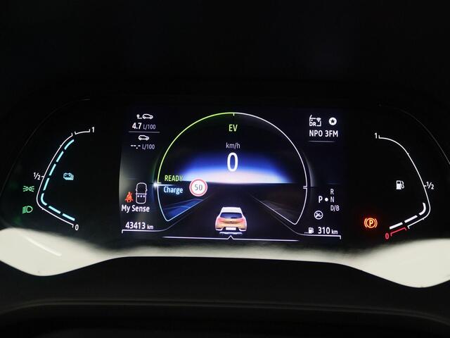 Renault CAPTUR E-Tech Hybrid 145 Intens | Pack Navigation met Apple CarPlay & Android Auto | Standaard veiligheidspakket | Parkeersensoren v + a met achteruitrijcamera | Elektrisch verwarmbare en handmatig inklapbare buitenspiegels | E-shifter met zwevende middenconsole