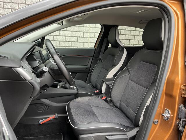 Renault CAPTUR 1.0 TCe 100 Intens | Navigatie | Achteruitrijcamera | Apple CarPlay/Android Auto |
