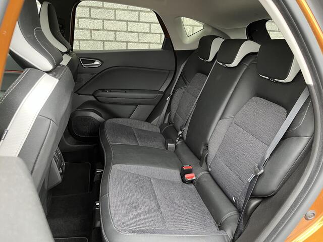 Renault CAPTUR 1.0 TCe 100 Intens | Navigatie | Achteruitrijcamera | Apple CarPlay/Android Auto |