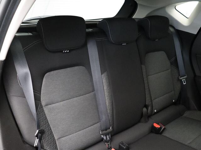 Renault CAPTUR 1.0 TCe 90 evolution | Trekhaak | Stoelverwarming | Navigatie | Achteruitrijcamera | Parkeersensoren voor en achter |