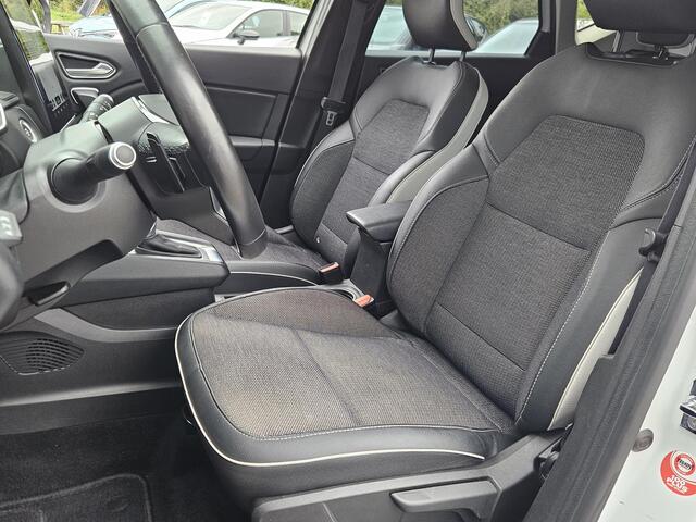 Renault CAPTUR 1.3 TCe 130 Edition One / Trekhaak / All Season Banden / Schuif & Kanteldak / Groot Navigatie / Achteruitrijcamera / Climate control / Apple Carplay & Android Auto /