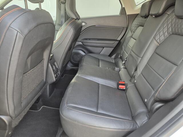 Renault CAPTUR 1.6 E-Tech Plug-in Hybrid 160 Initiale Paris / Automaat / Pack Drive Assist / Apple Carplay Android Auto / Stuur en Stoelverwarming / Bose Audio systeem / Rondomzicht camera / Adaptief CC / Keyless Entry/Start /