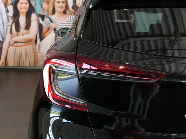 Renault CAPTUR 1.0 TCe 90 evolution *Dealer onderhouden* - Camera, clima, sensor V+A, regensensor