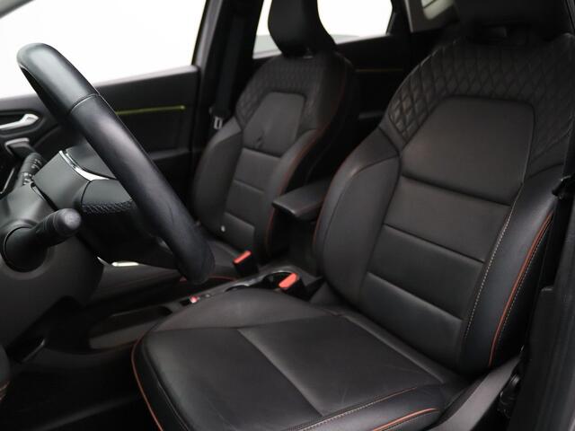 Renault CAPTUR 160pk E-Tech Plug-in Hybrid Initiale Paris Automaat 360° Camera | Cruise | Parkeersens. v+a | Stoel-/stuurverw. | Trekhaak