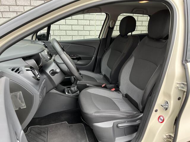 Renault CAPTUR 0.9 TCe Dynamique | Achteruitrijcamera | Trekhaak | All-Season banden| Climate Control |