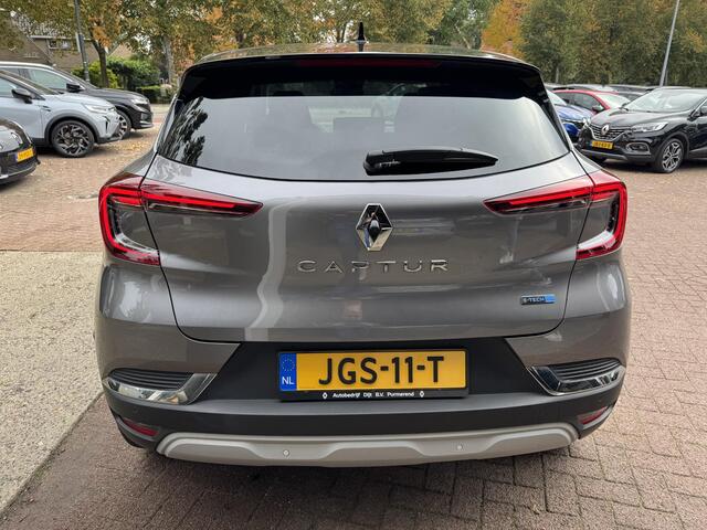 Renault CAPTUR 1.6 E-Tech plug-in hybrid 160 Initiale Paris