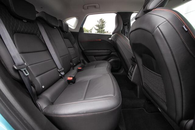 Renault CAPTUR 1.6 E-Tech Plug-in Hybrid 160 Initiale Paris Leer | Ad. Cruise | Stoelverw. | Elect. stoel | 360 cam