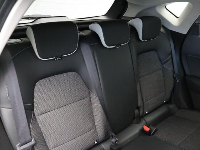 Renault CAPTUR TCe 90pk Techno | Achteruitrijcamera | Parkeersensoren voor en achter | Navigatie | Apple Carplay en Android Auto |