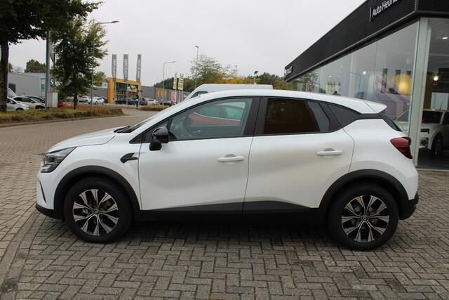 Renault CAPTUR E-Tech Hybrid 145 Evolution | Weinig kms | Easy Link Navigatie |